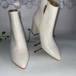 Steve Madden Nadalie Ankle Booties with Sleek Design Cream